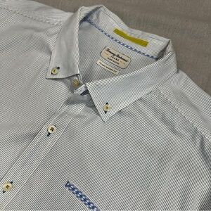 Tommy Bahama Island Modern Fit button front shirt, contrast trim, XXL